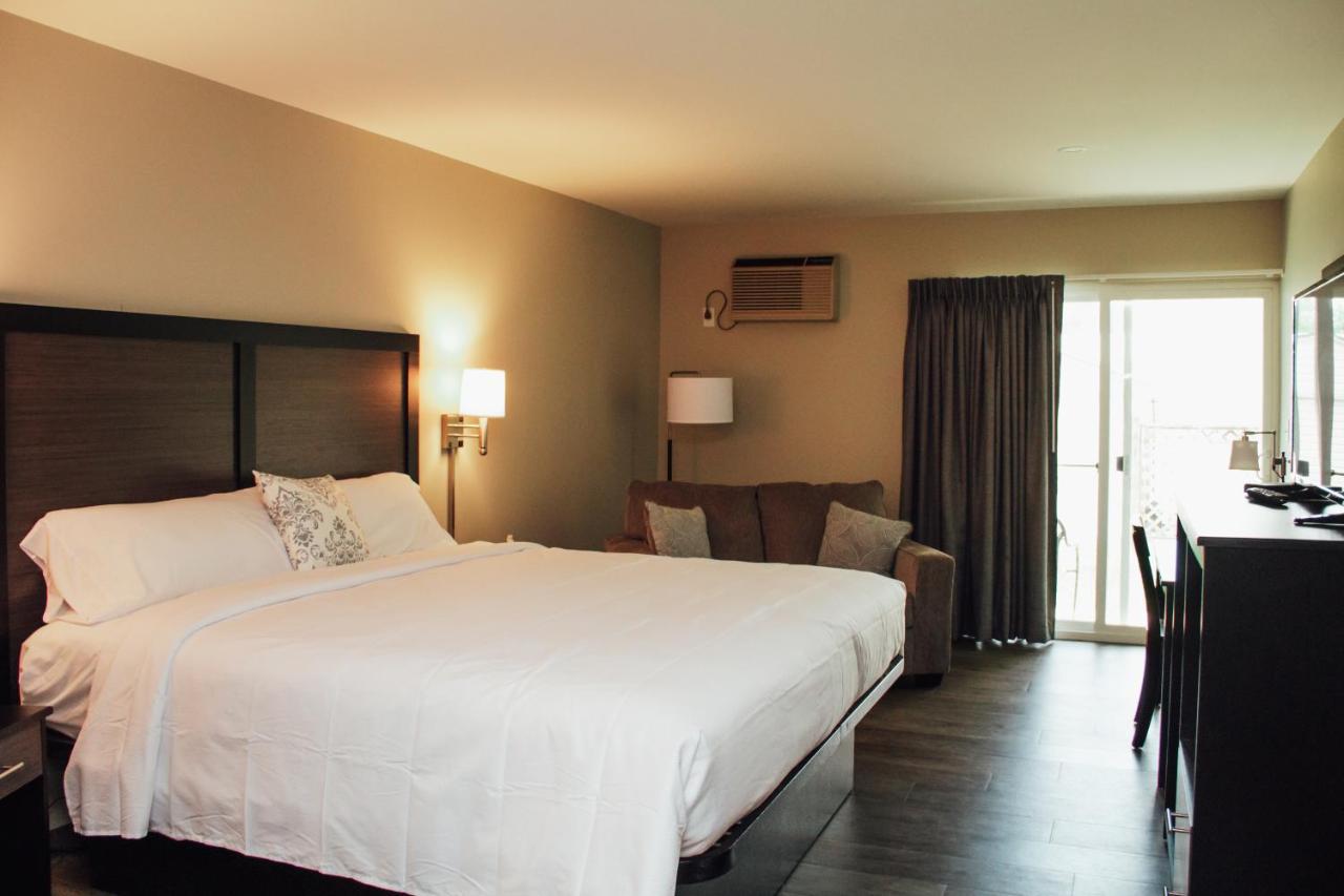 Country Squire Inn And Suites New Holland Esterno foto