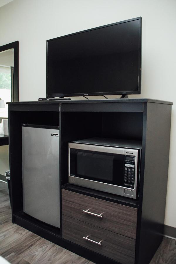 Country Squire Inn And Suites New Holland Esterno foto