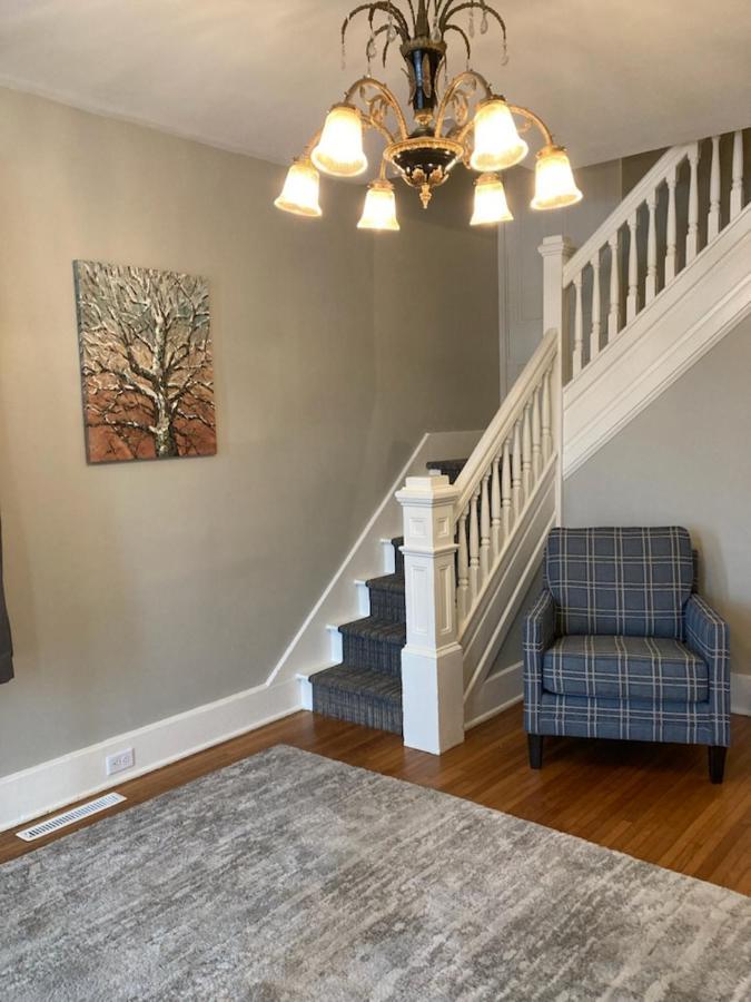 Country Squire Inn And Suites New Holland Esterno foto