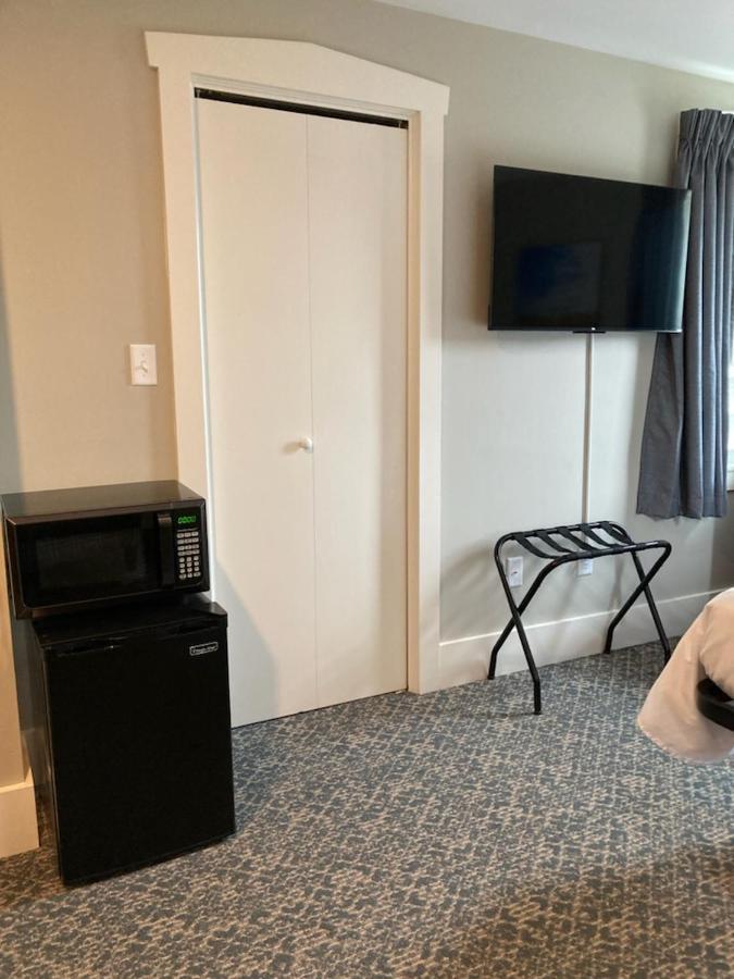 Country Squire Inn And Suites New Holland Esterno foto
